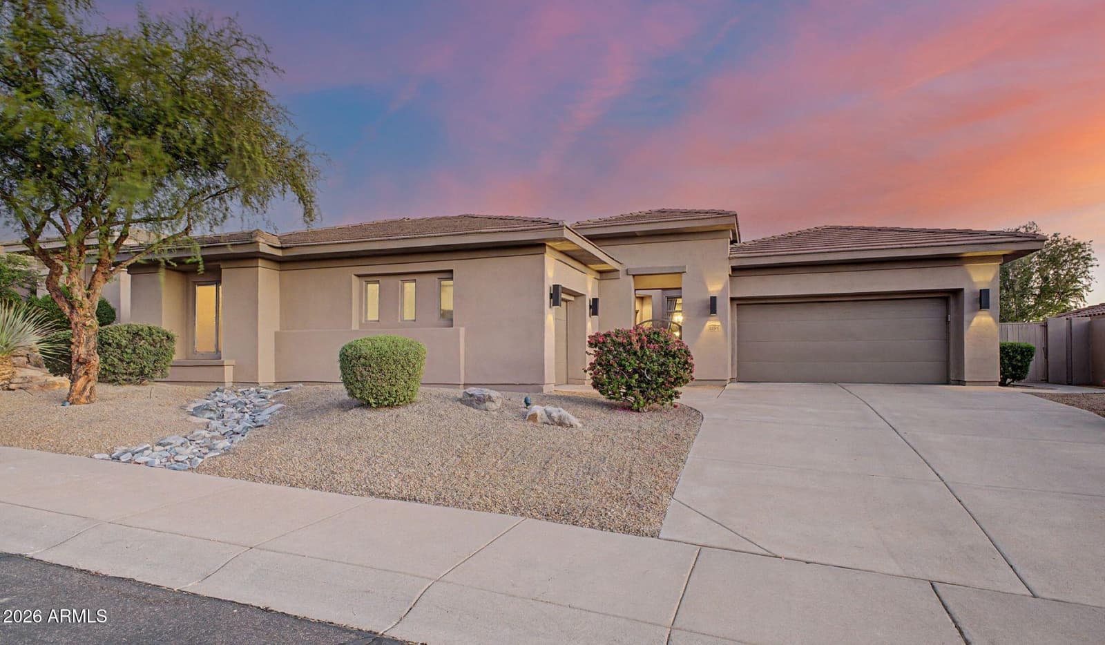 10975 E KORA Lane, Scottsdale, AZ 85255 — photo 2 of 44