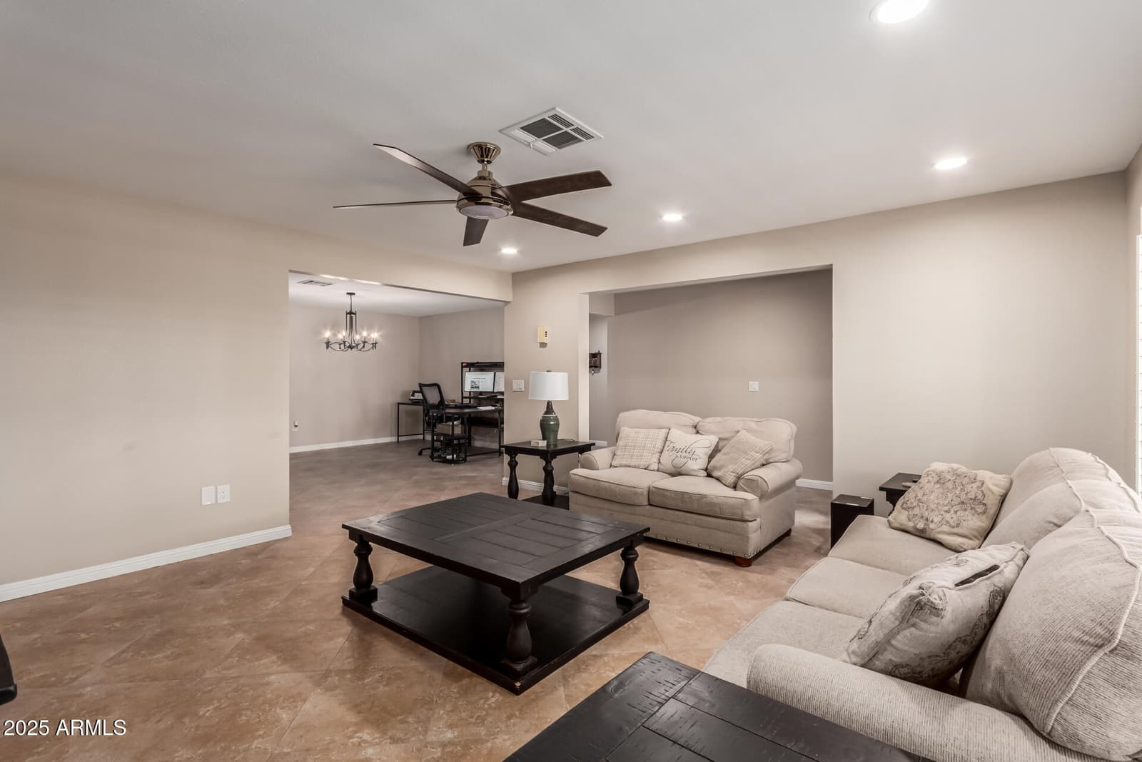 4037 S TAYLOR Drive, Tempe, AZ 85282 — photo 8 of 42