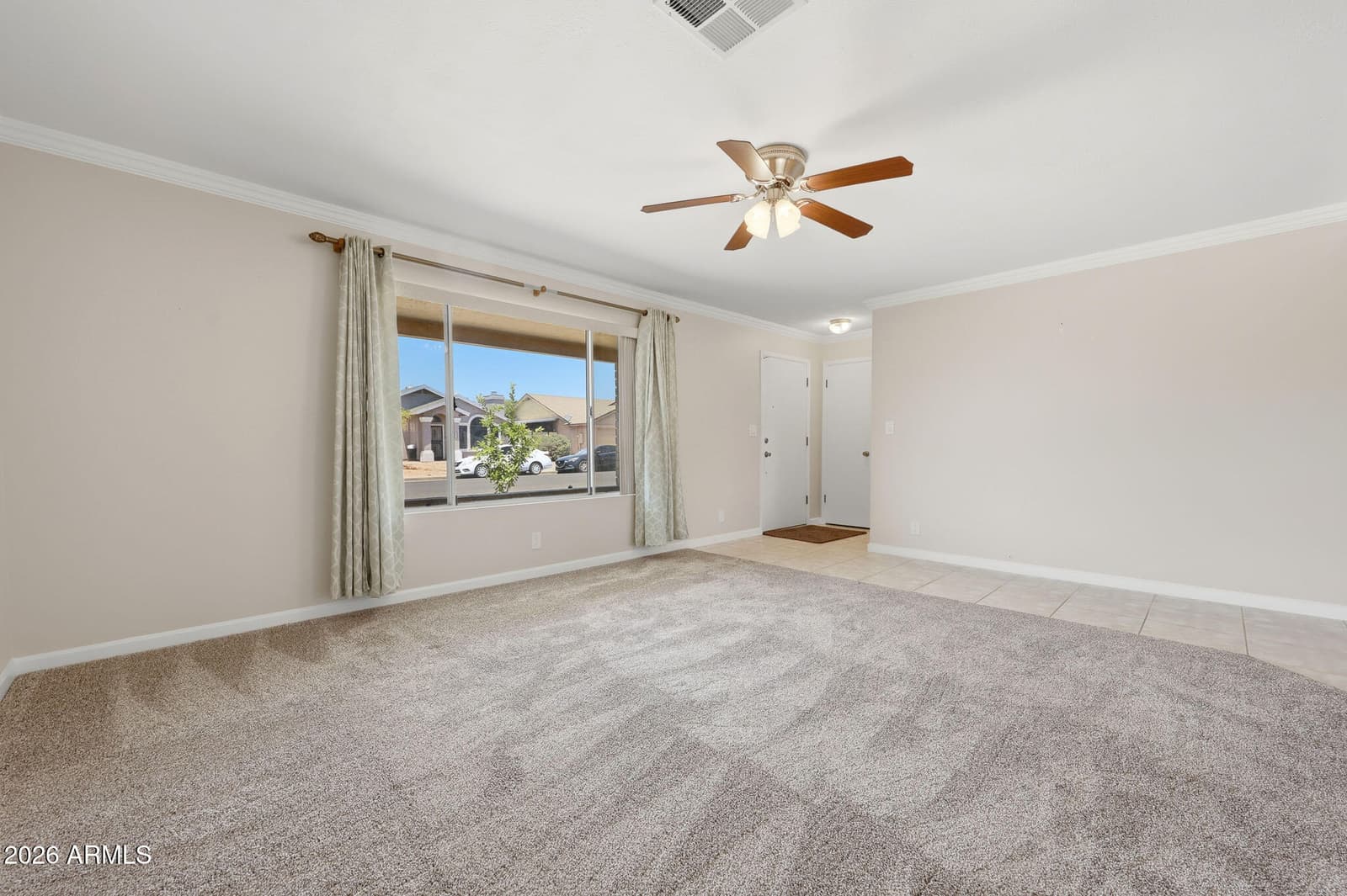 6249 E EVERGREEN Street, Mesa, AZ 85205 — photo 10 of 47