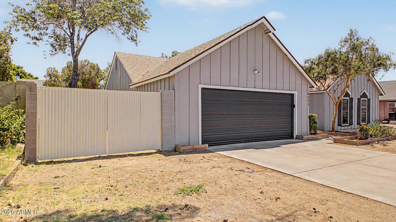 6433 W KINGS Avenue, Glendale, AZ 85306 — photo 4 of 36