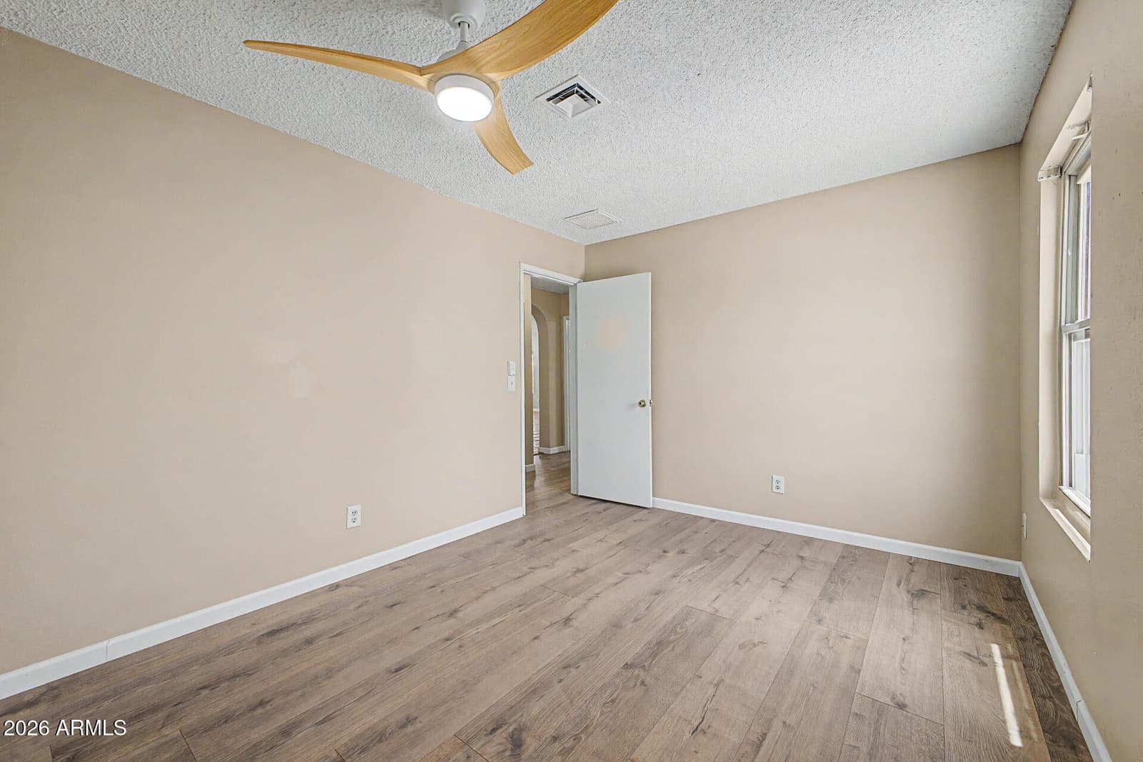 6433 W KINGS Avenue, Glendale, AZ 85306 — photo 25 of 36