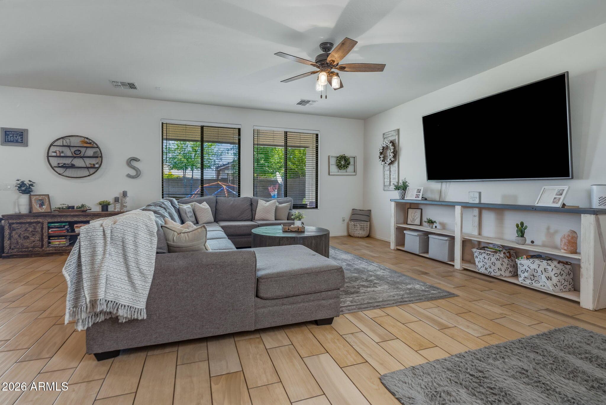 12033 W BRILES Road, Peoria, AZ 85383 — photo 11 of 47