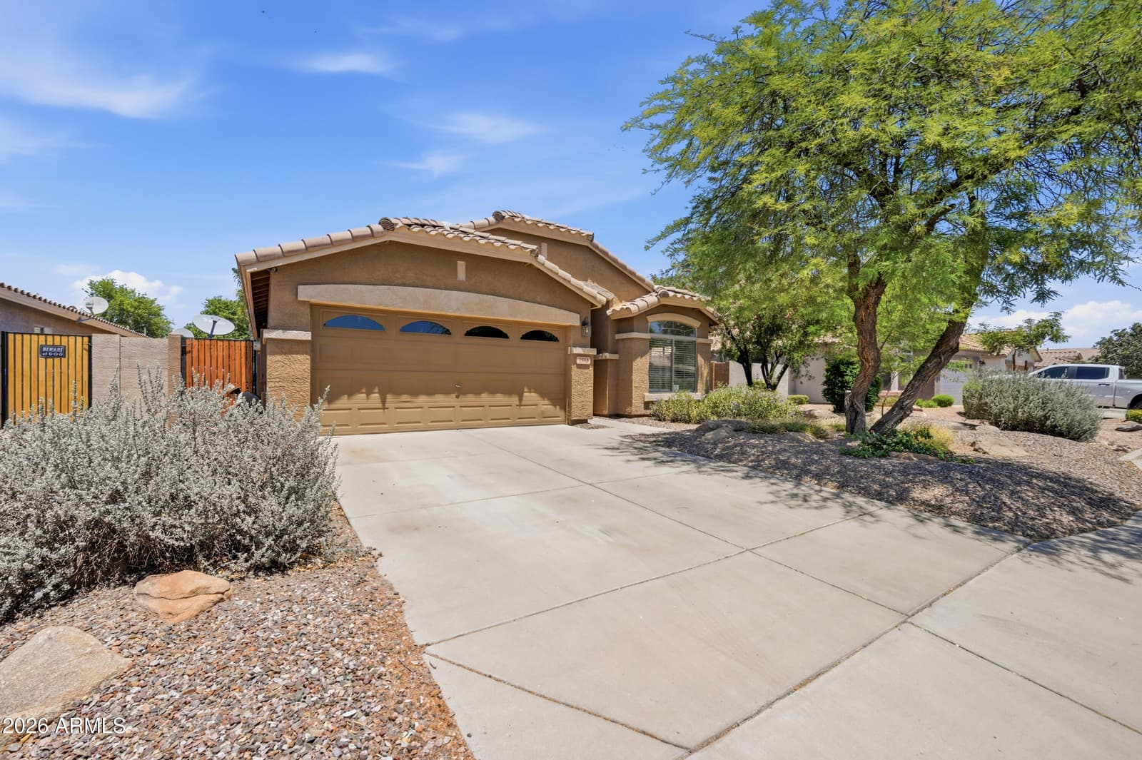 3840 E Wyatt Way, Gilbert, AZ 85297 — photo 2 of 32