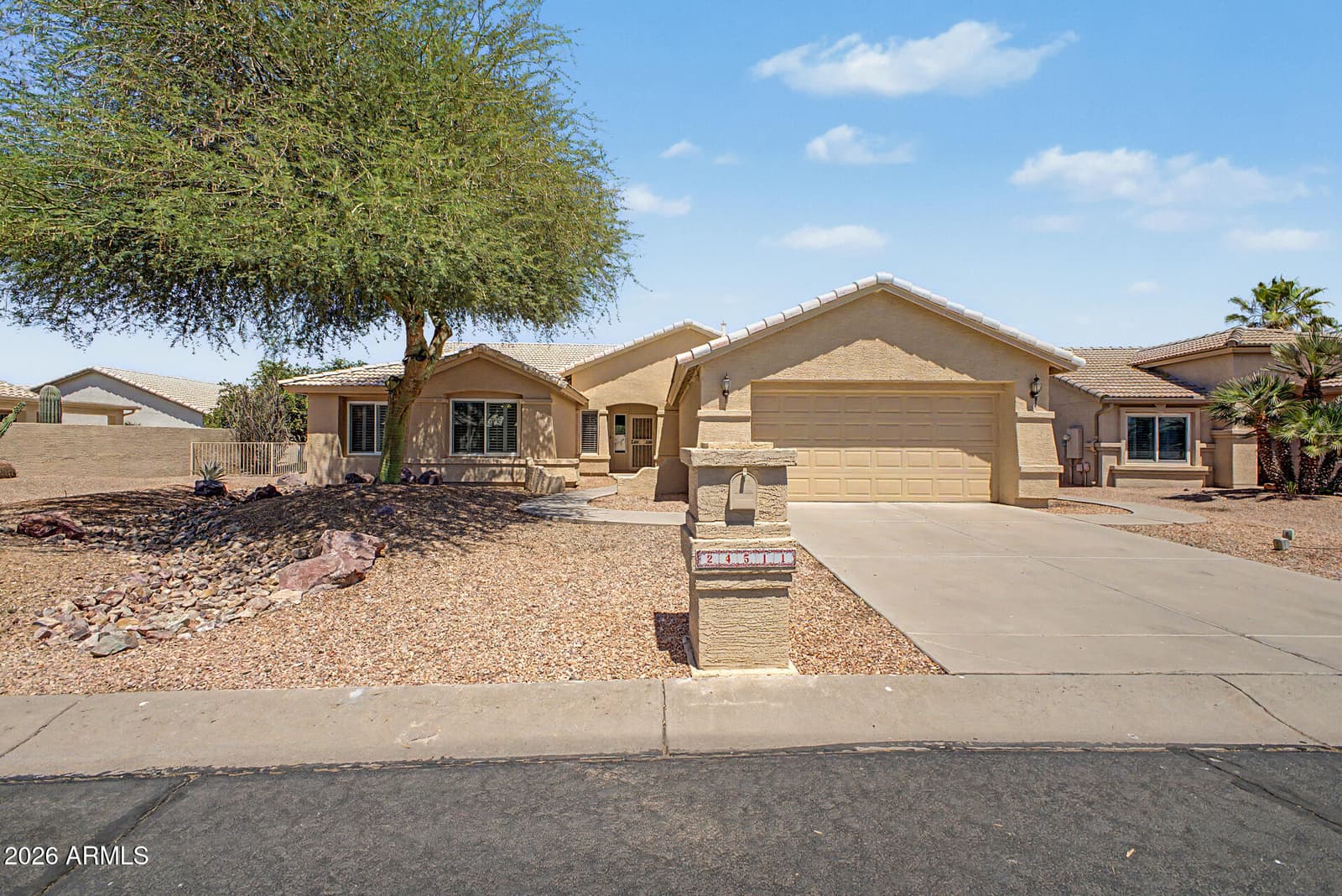 24511 S SADDLETREE Drive, Sun Lakes, AZ 85248 — photo 1 of 42