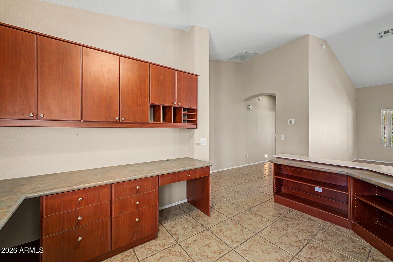 24511 S SADDLETREE Drive, Sun Lakes, AZ 85248 — photo 7 of 42