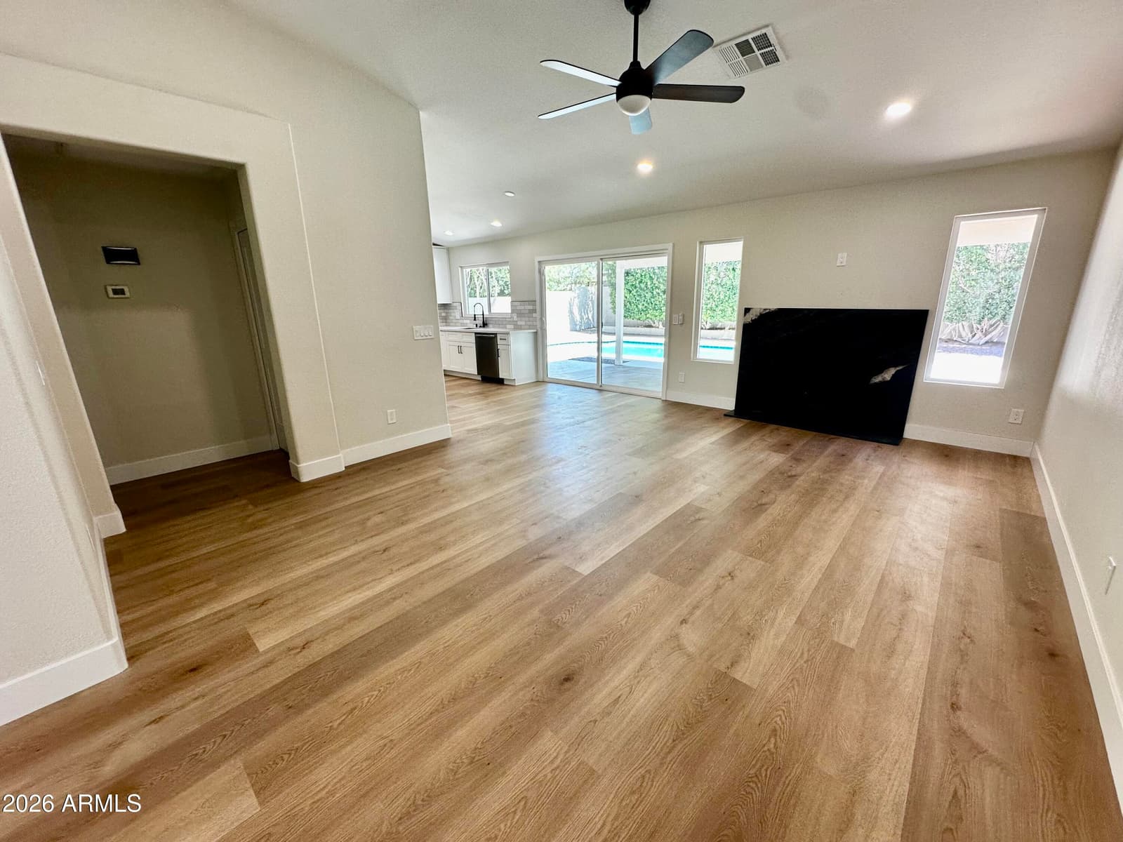 7352 W Via Del Sol Drive, Glendale, AZ 85310 — photo 8 of 50