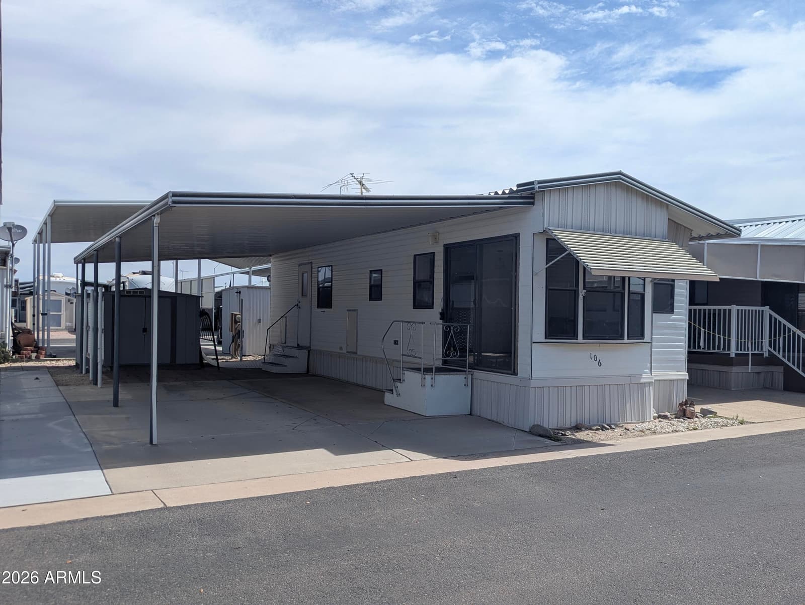 106 E HEDGE Drive, Florence, AZ 85132