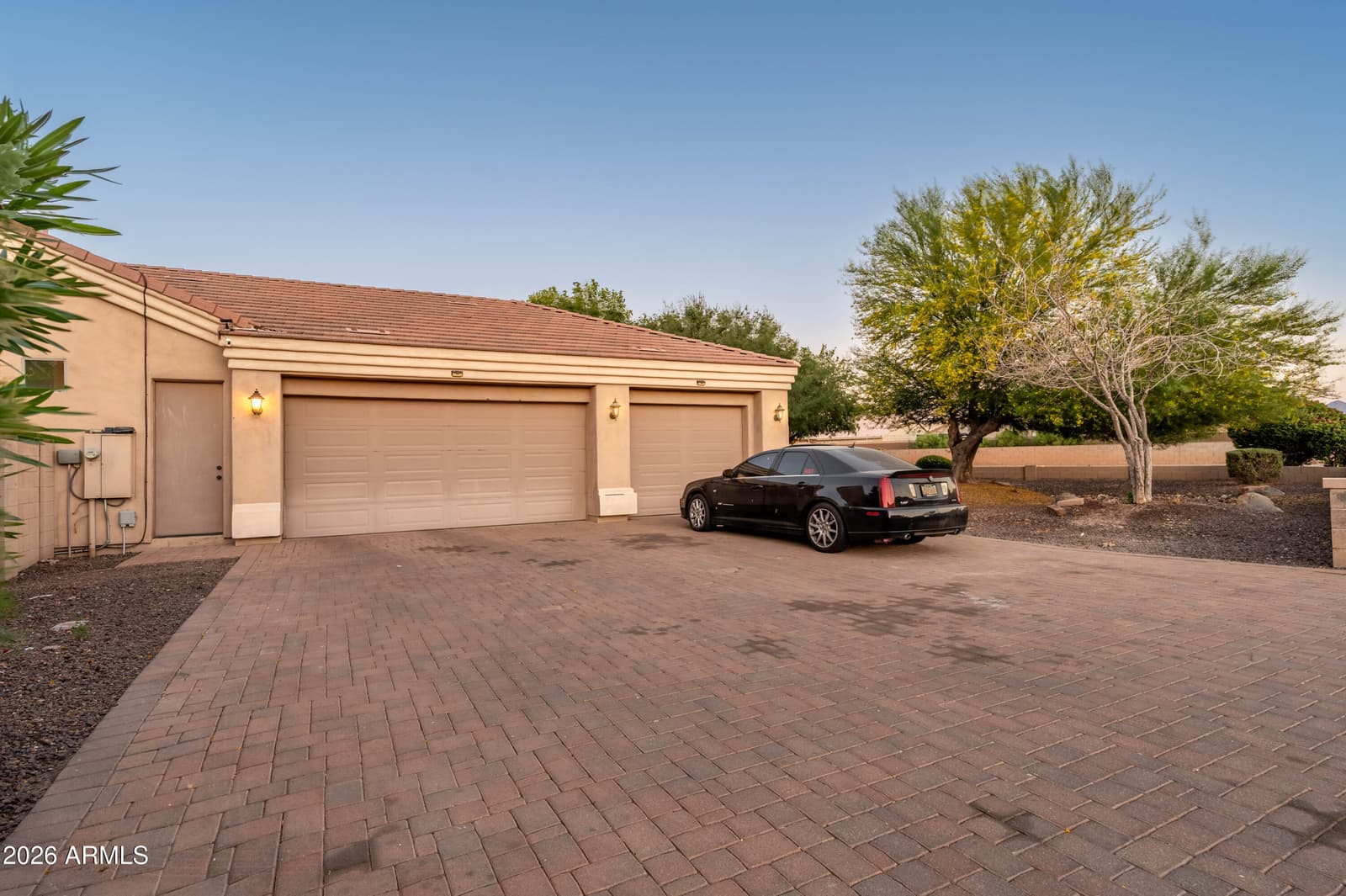 2311 N 104th Drive, Avondale, AZ 85392 — photo 11 of 71
