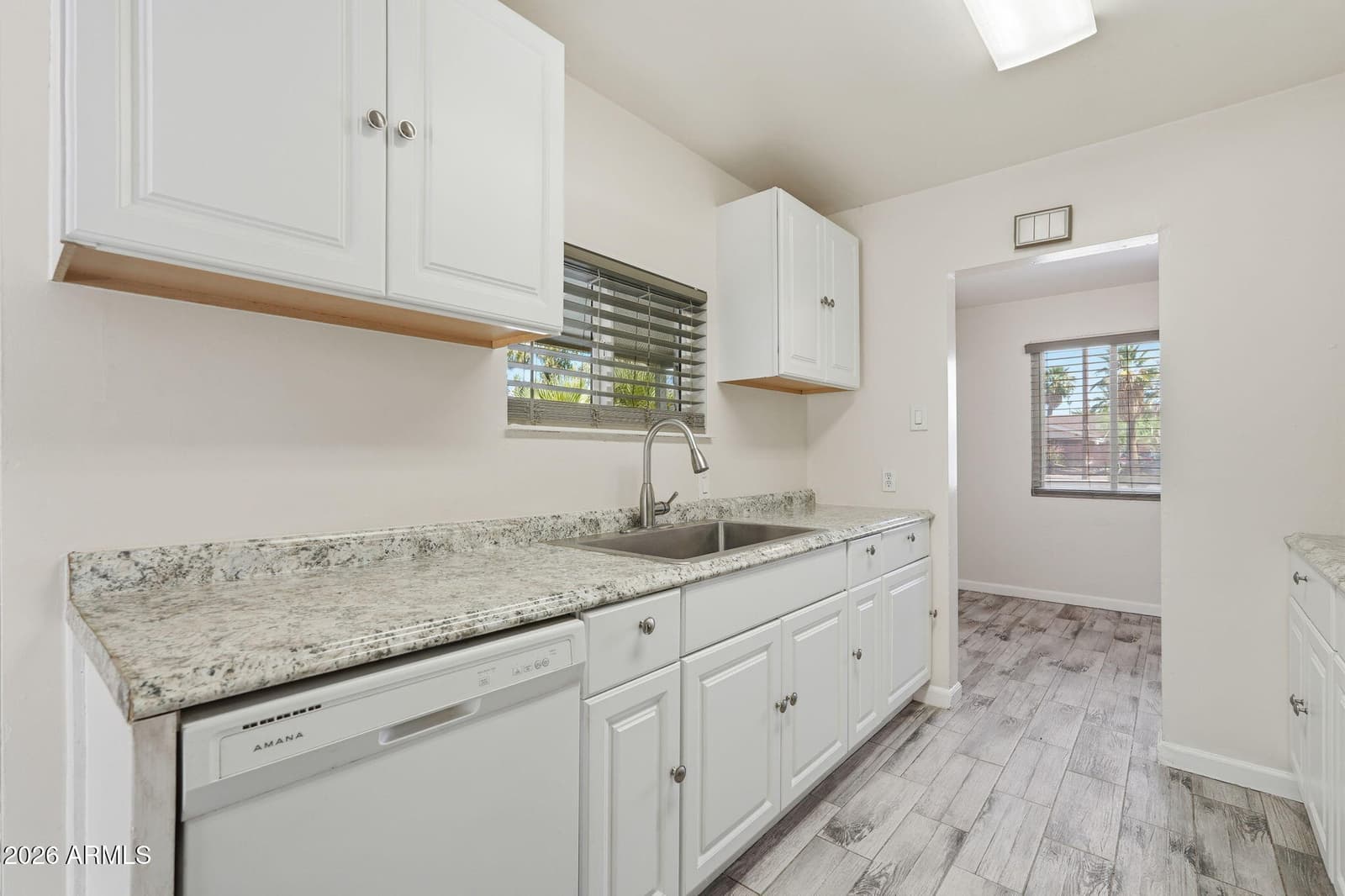 209 E MCMURRAY Boulevard, Casa Grande, AZ 85122 — photo 15 of 35