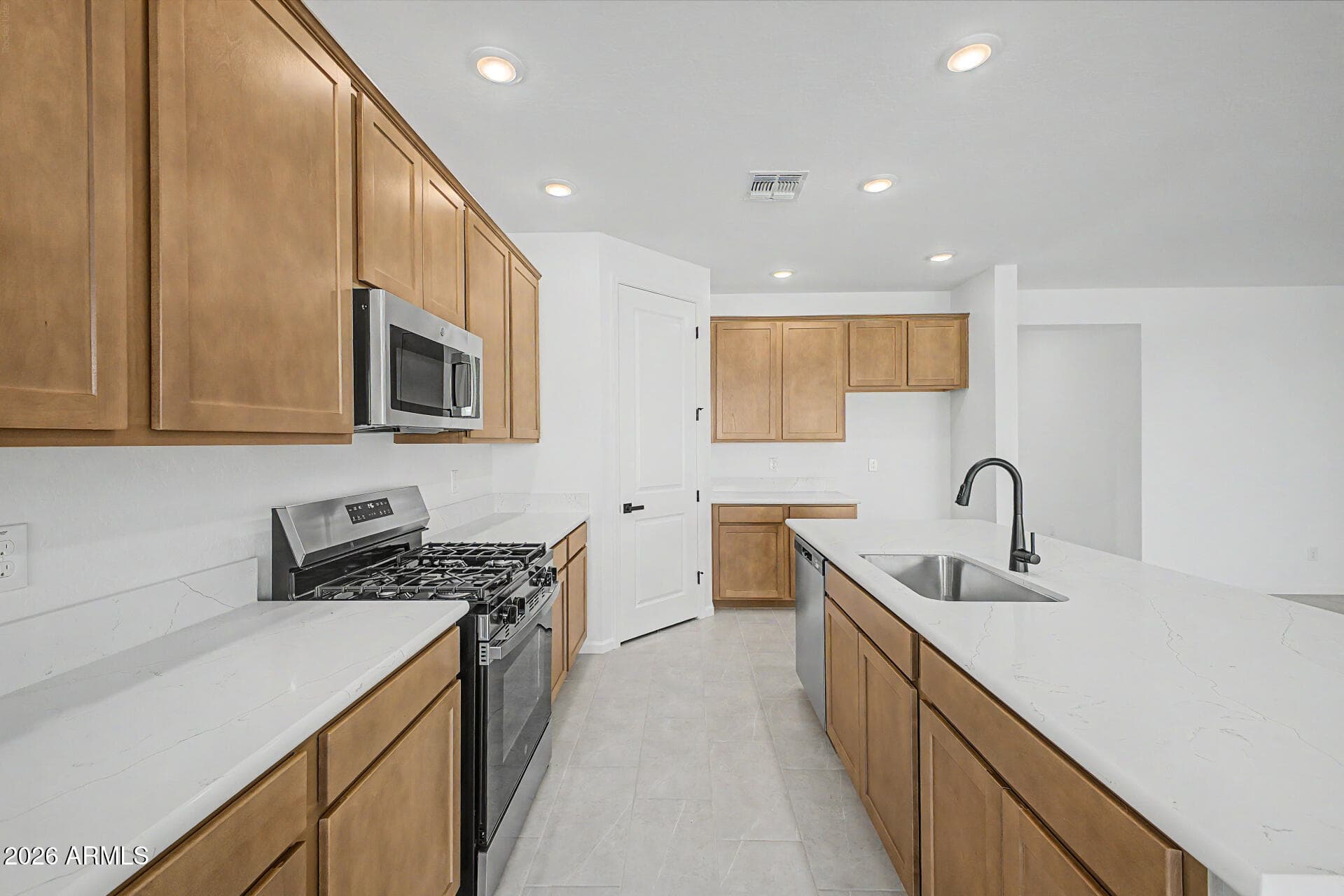 25343 N 131ST Drive, Peoria, AZ 85383 — photo 3 of 37