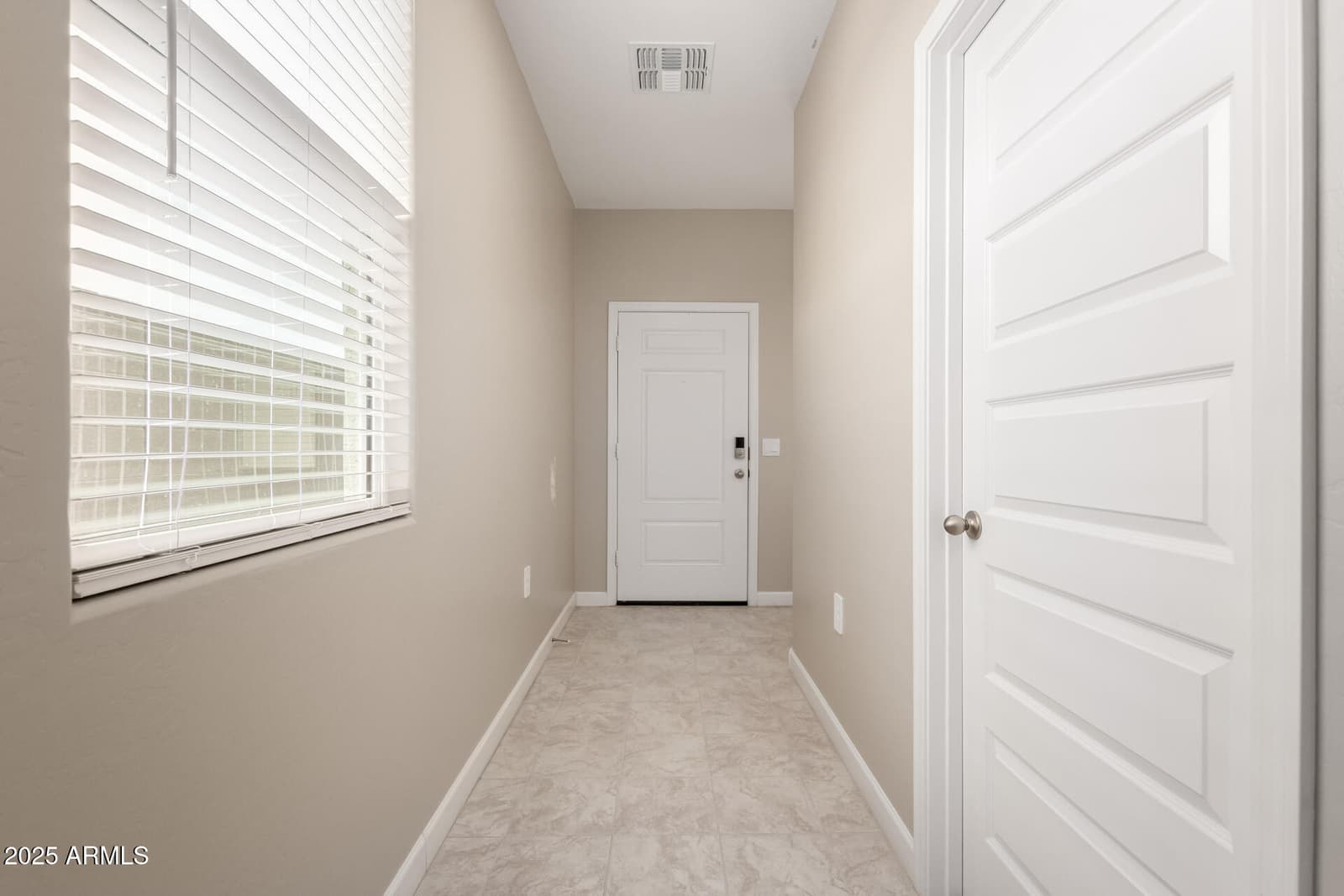 10347 S Saguaro Drive, Apache Junction, AZ 85120 — photo 8 of 35