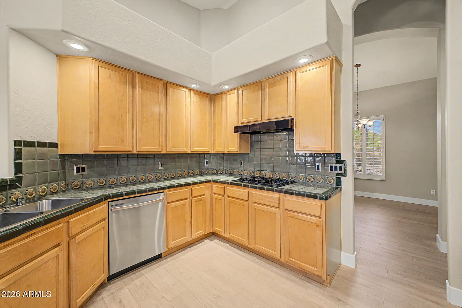 4817 E FERNWOOD Court, Cave Creek, AZ 85331 — photo 9 of 27