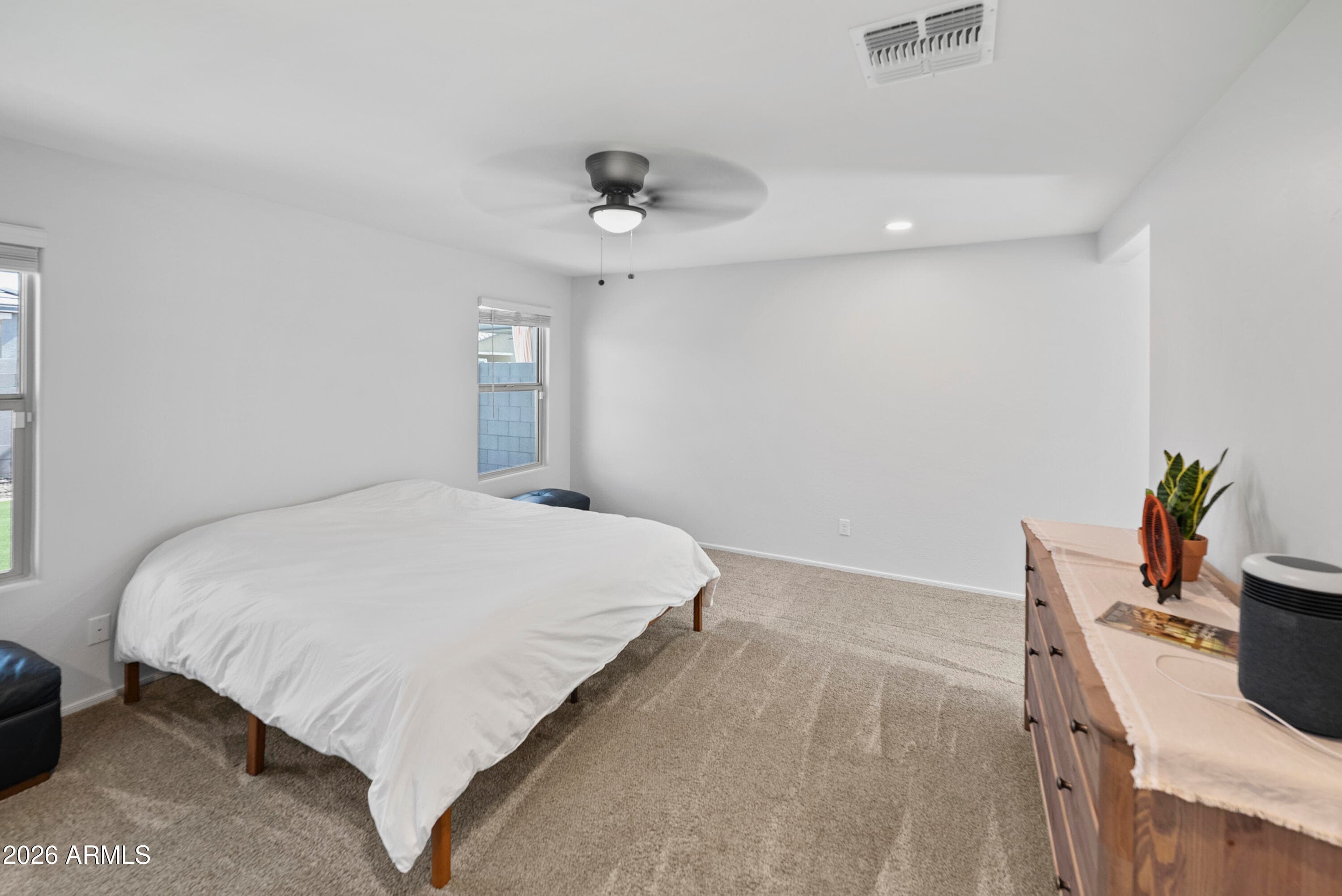 654 E BUCKINGHAM Avenue, Gilbert, AZ 85297 — photo 13 of 24