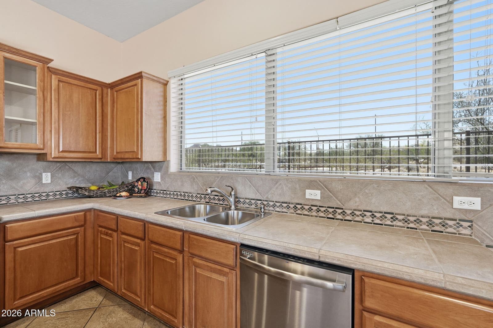 5559 E Sierra Sunset Trail, Cave Creek, AZ 85331 — photo 10 of 48