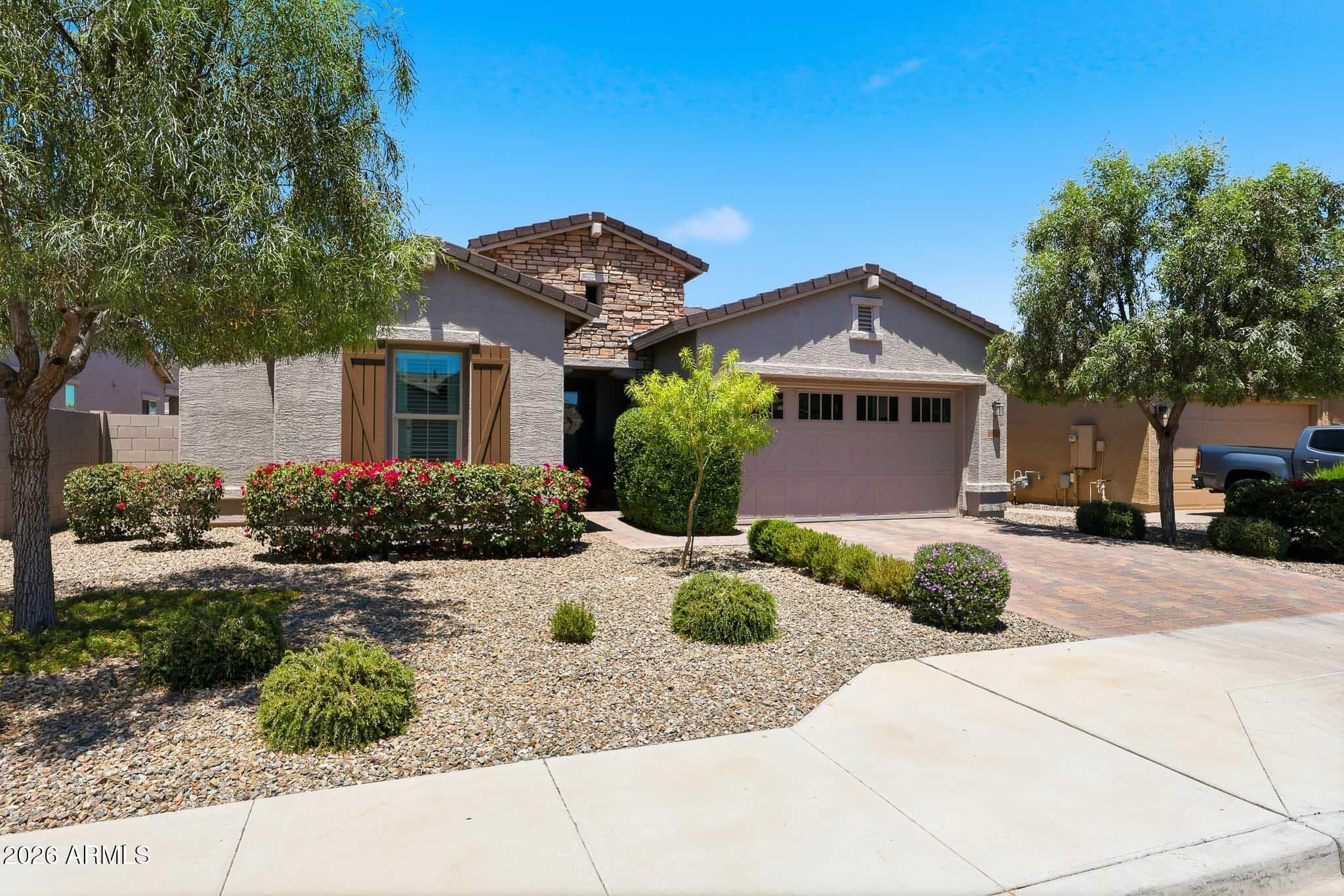 19024 W SOLANO Drive, Litchfield Park, AZ 85340