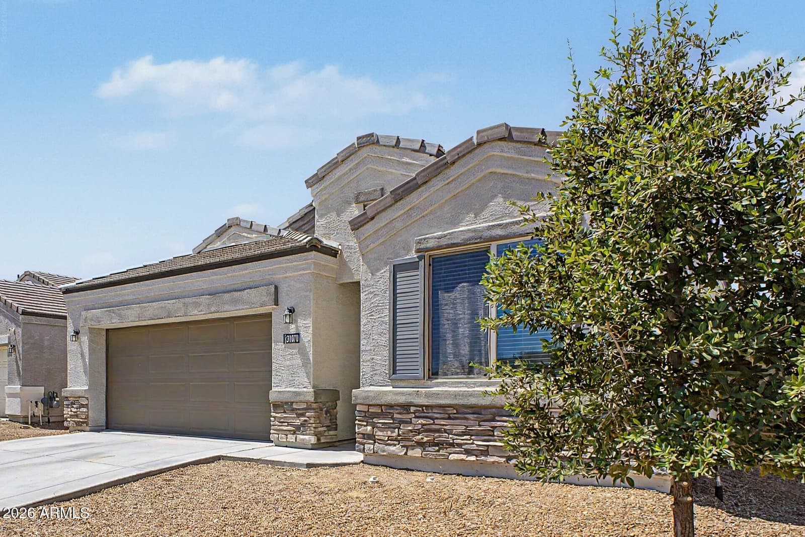31070 W WHITTON Avenue, Buckeye, AZ 85396 — photo 4 of 32
