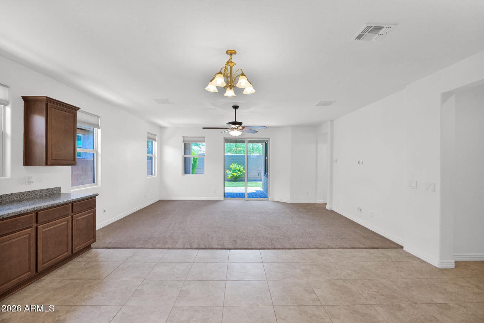 10631 E WAVELENGTH Avenue, Mesa, AZ 85212 — photo 11 of 34