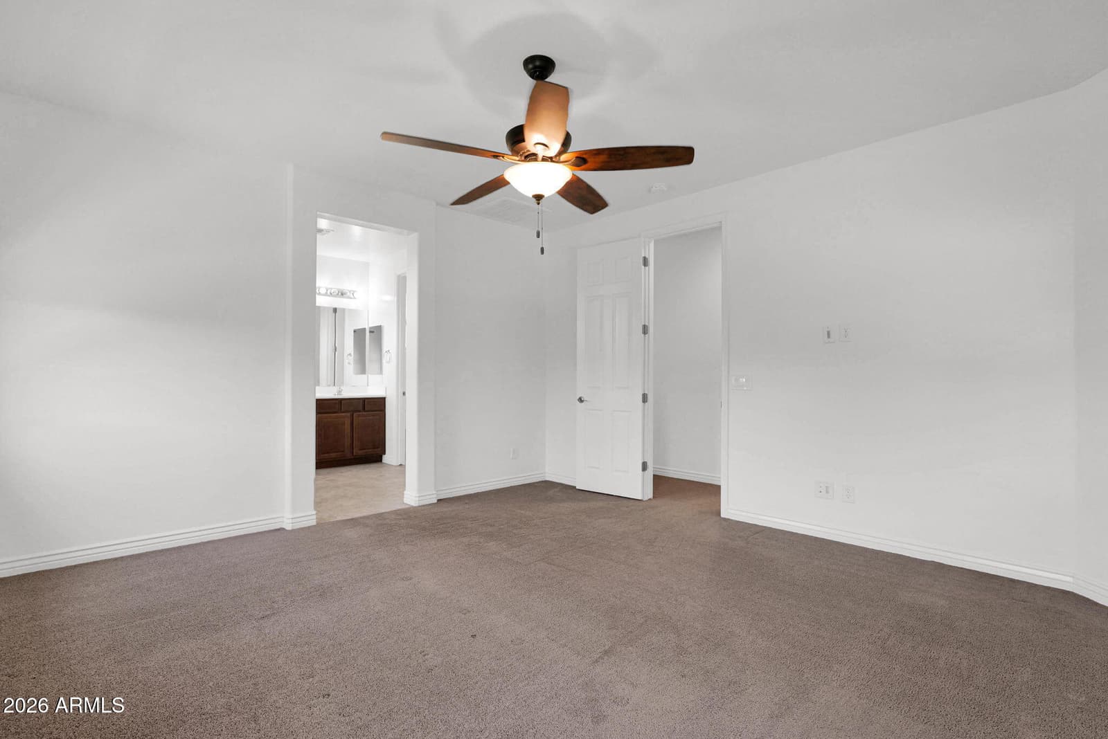 10631 E WAVELENGTH Avenue, Mesa, AZ 85212 — photo 19 of 34