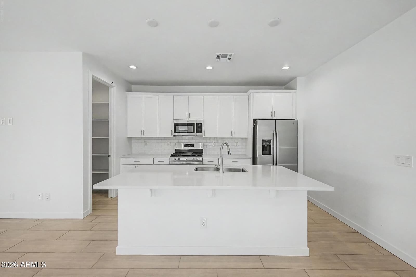 8038 W GRANADA Road, Phoenix, AZ 85035 — photo 4 of 38