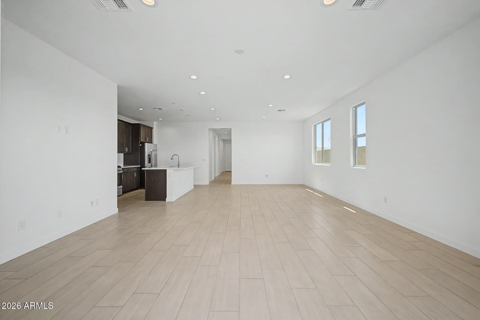 8050 W GRANADA Road, Phoenix, AZ 85035 — photo 7 of 34
