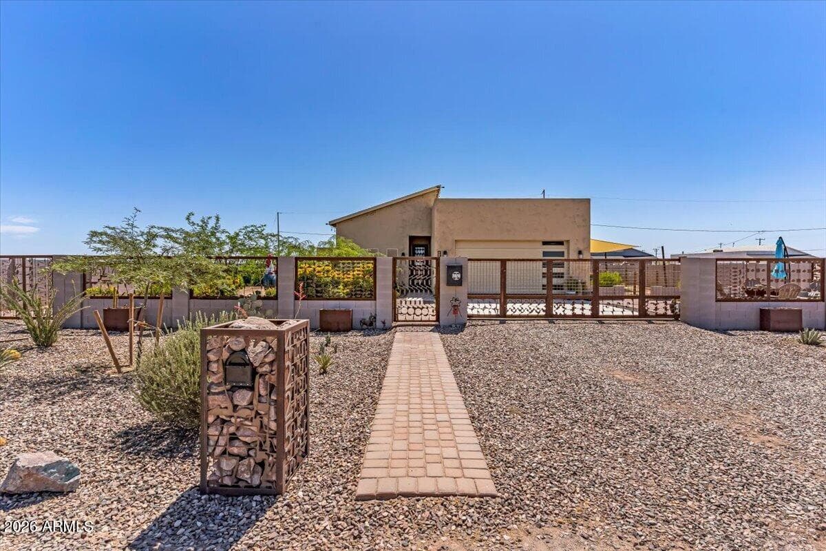 4225 N VALLEY Road, Eloy, AZ 85131 — photo 2 of 47