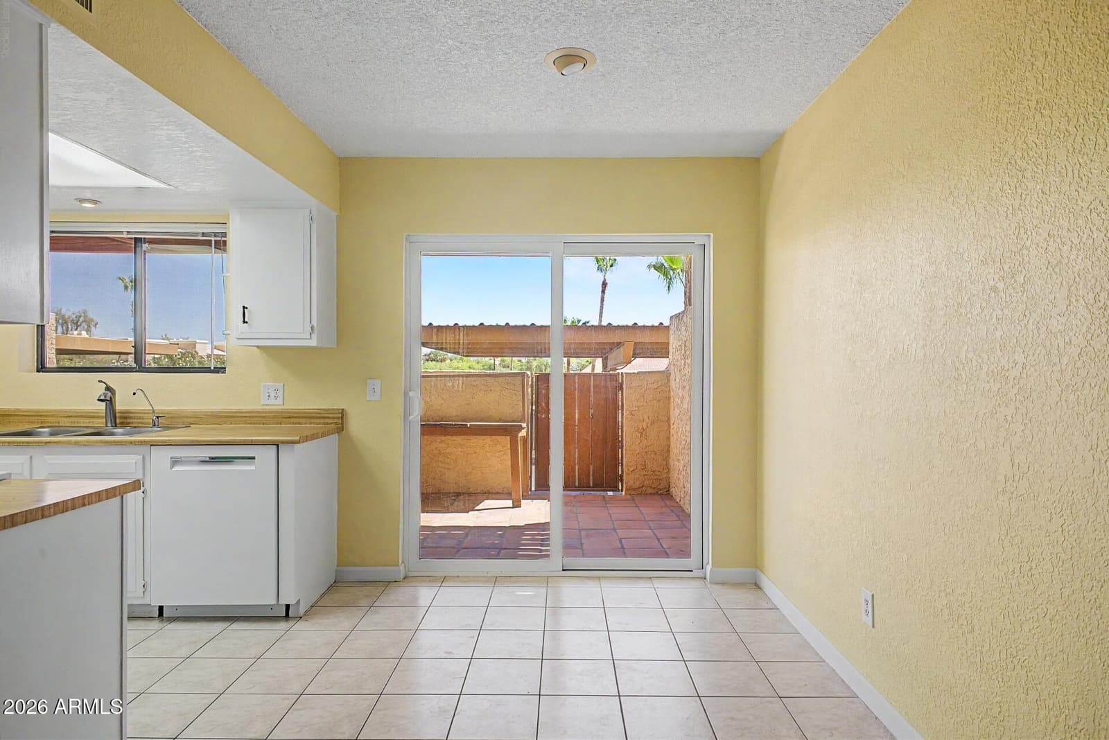 16336 E PALISADES Boulevard 9, Fountain Hills, AZ 85268 — photo 4 of 29