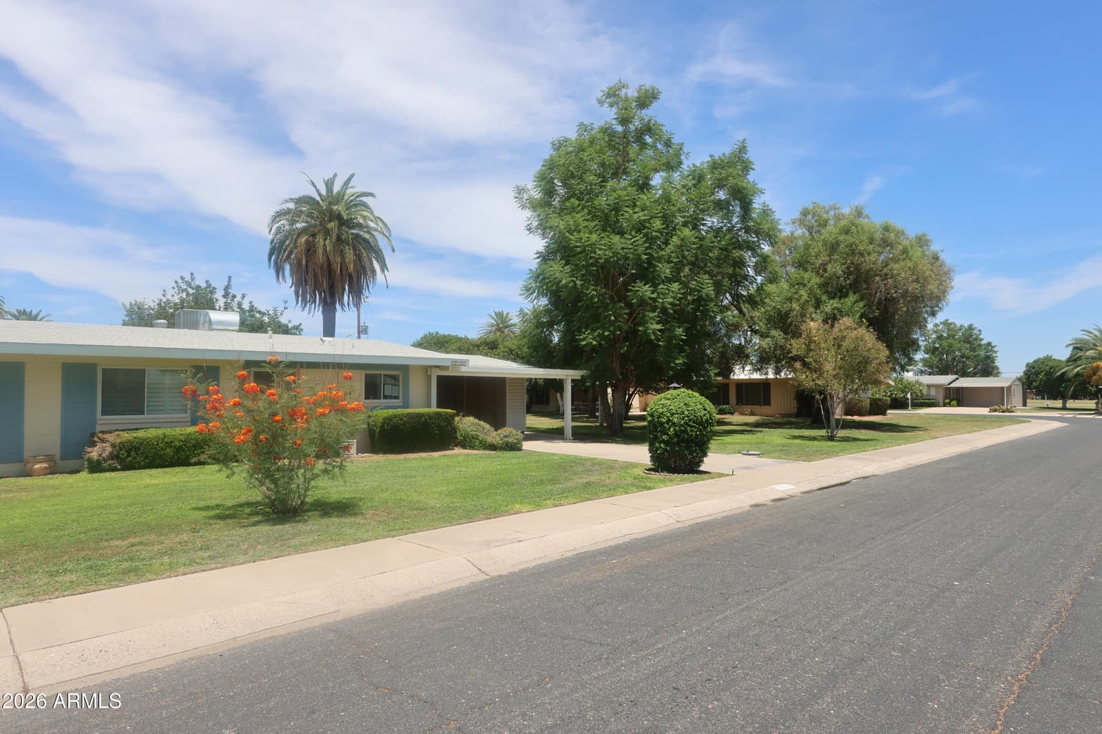 10222 W SNEAD Circle S, Sun City, AZ 85351 — photo 3 of 29