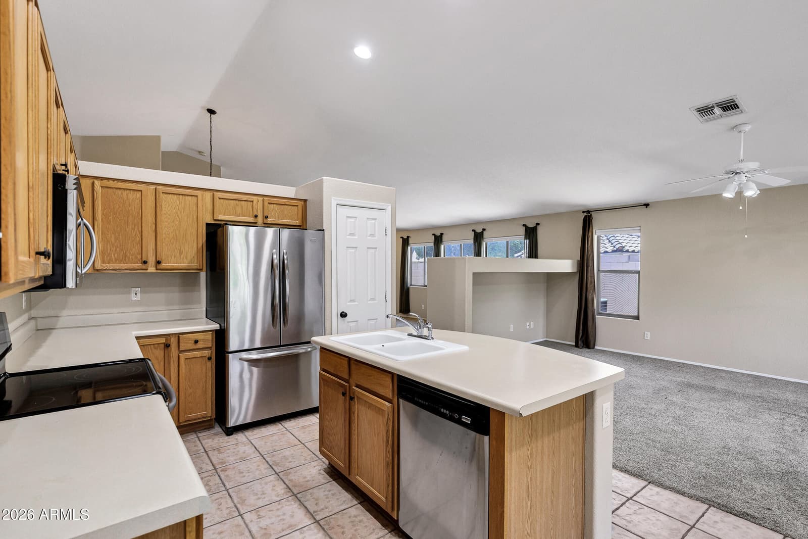 2116 S JOPLIN, Mesa, AZ 85209 — photo 13 of 34