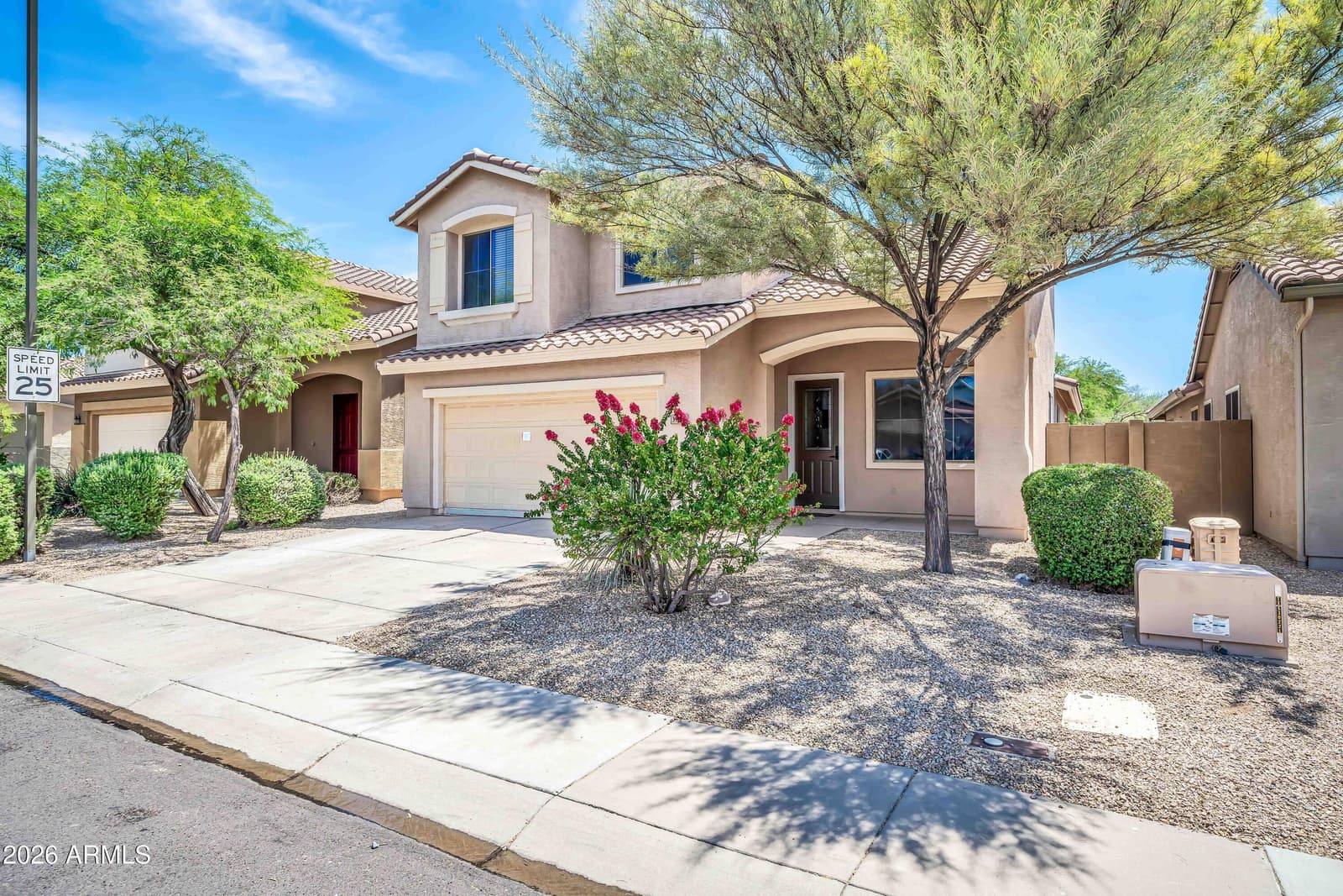 39517 N HILLERMAN Way, Phoenix, AZ 85086 — photo 2 of 48