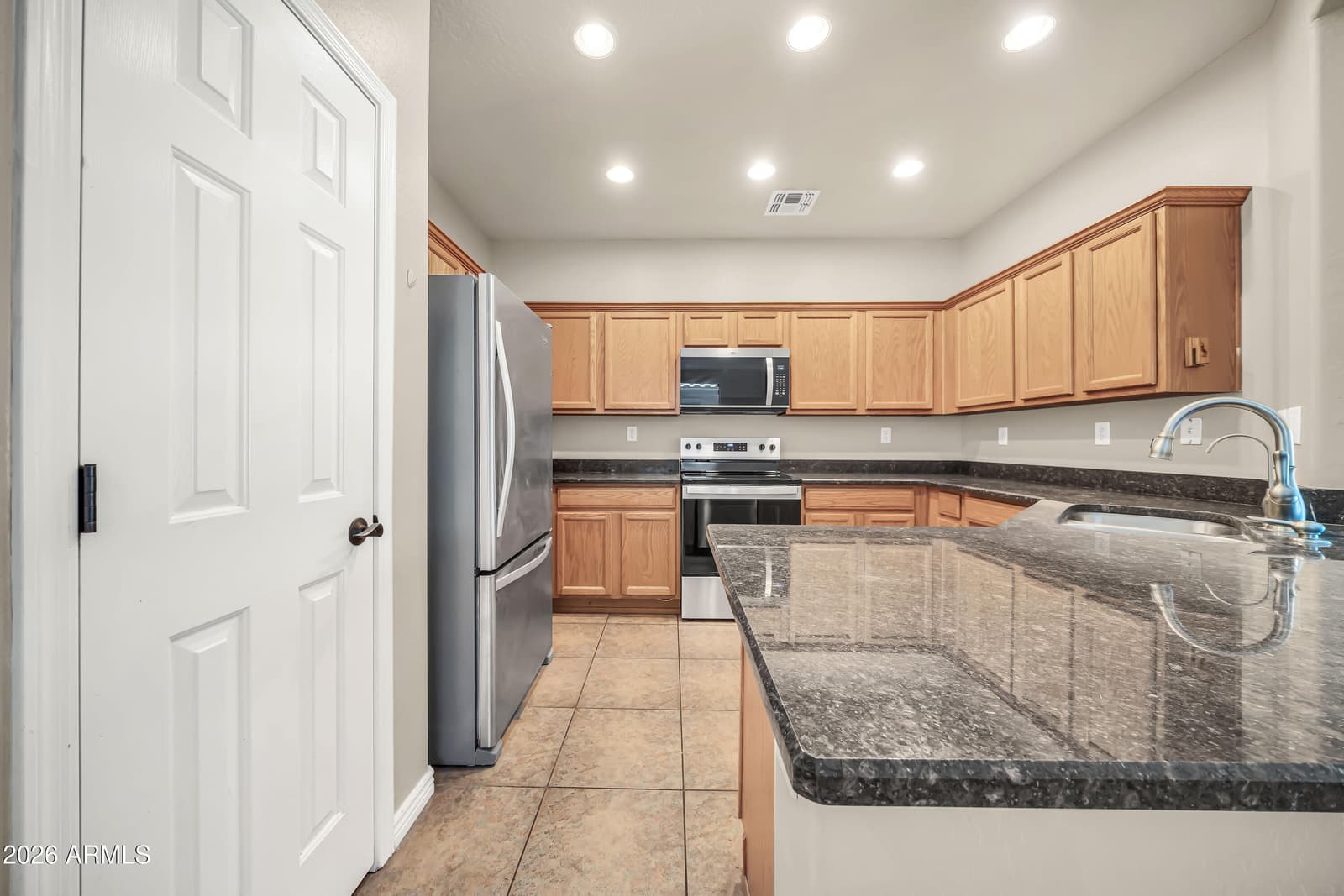 39517 N HILLERMAN Way, Phoenix, AZ 85086 — photo 19 of 48