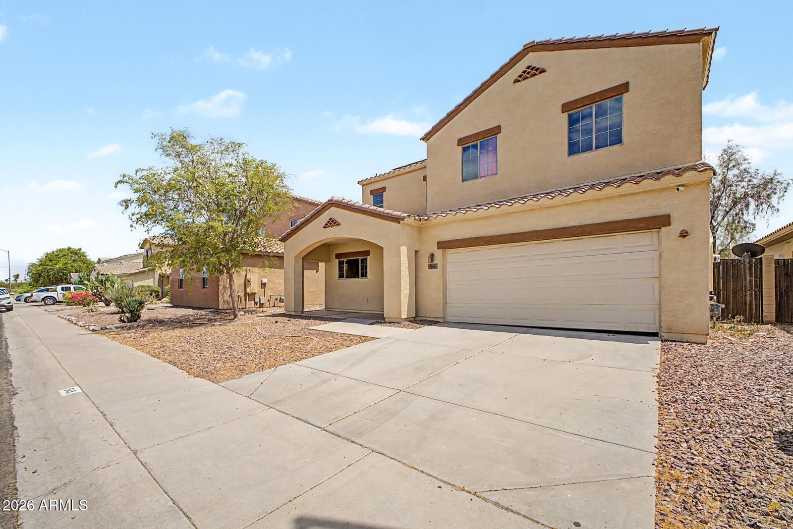 949 E White Wing Drive, Casa Grande, AZ 85122 — photo 3 of 39