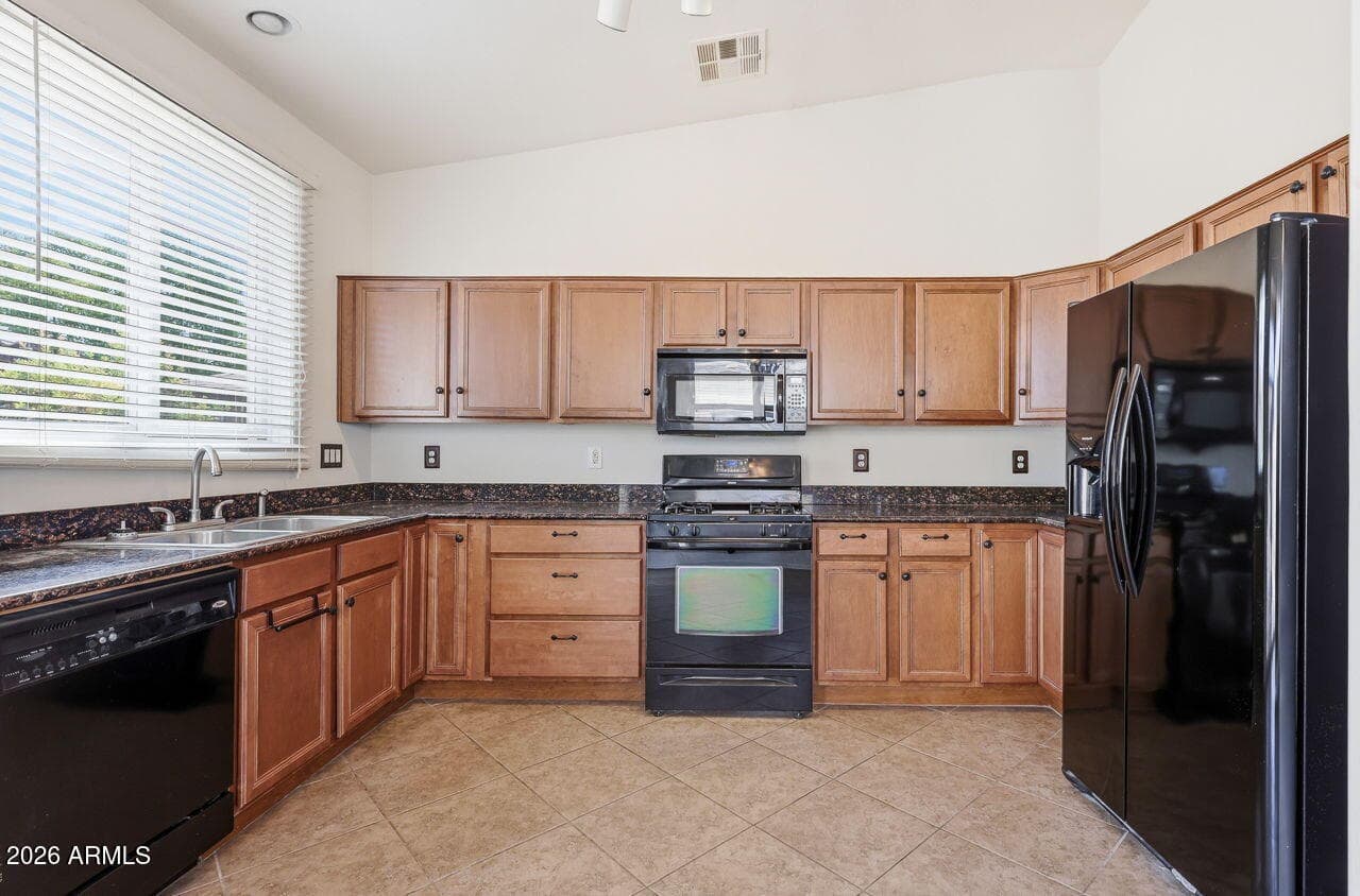 3205 N 302ND Court, Buckeye, AZ 85396 — photo 4 of 63