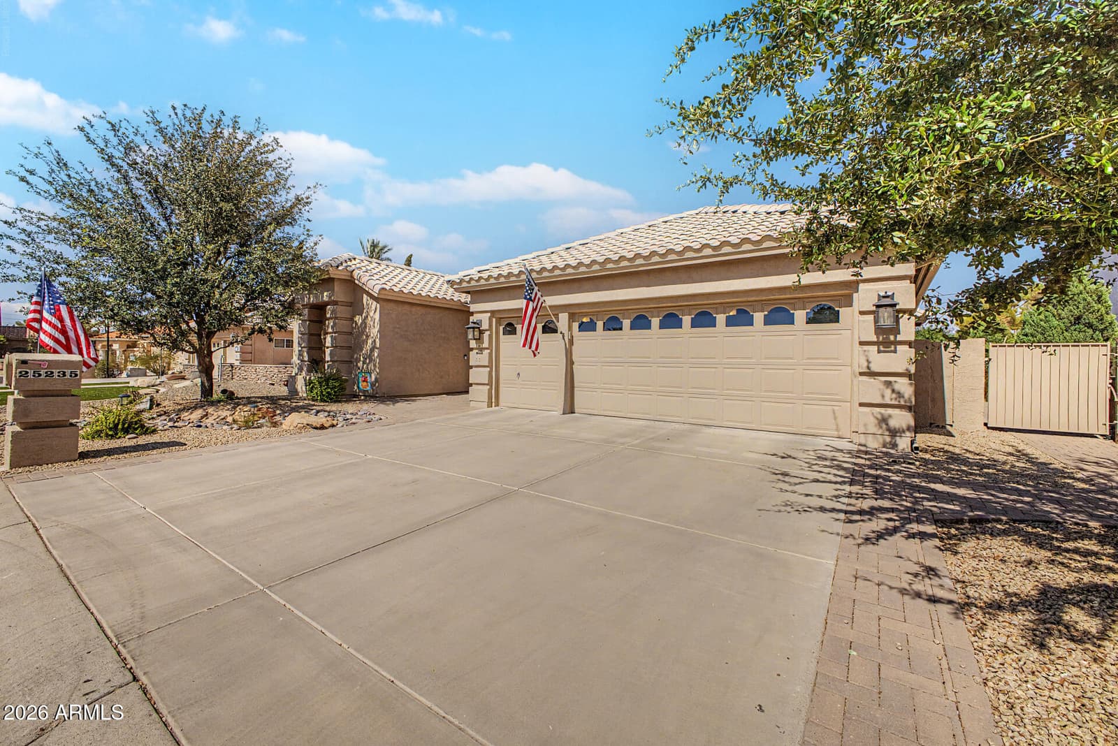 25235 S Fair Oaks Drive, Sun Lakes, AZ 85248 — photo 4 of 92