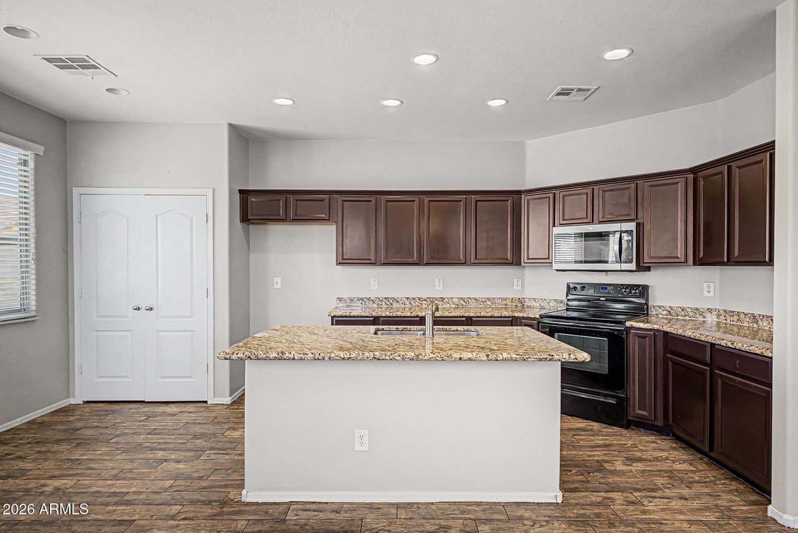 2318 S 100TH Lane, Tolleson, AZ 85353 — photo 14 of 48