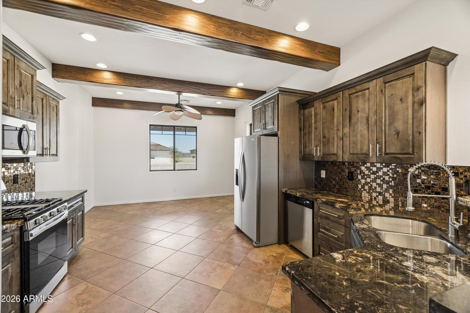 3725 W Long Drive, Eloy, AZ 85131 — photo 7 of 34