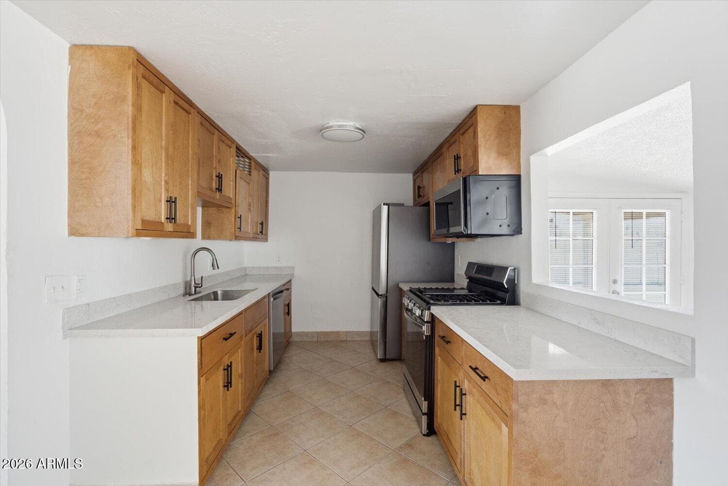 3941 E EMILE ZOLA Avenue, Phoenix, AZ 85032 — photo 6 of 23