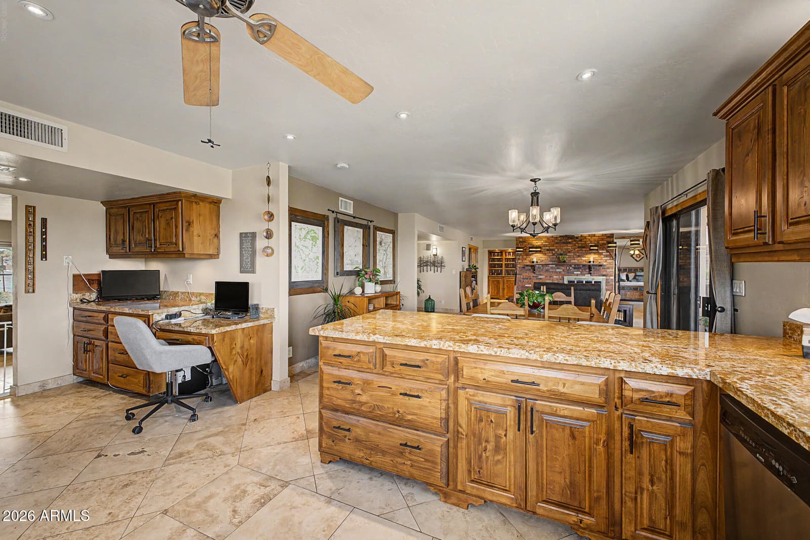 15843 E MUSTANG Drive, Fountain Hills, AZ 85268 — photo 16 of 40