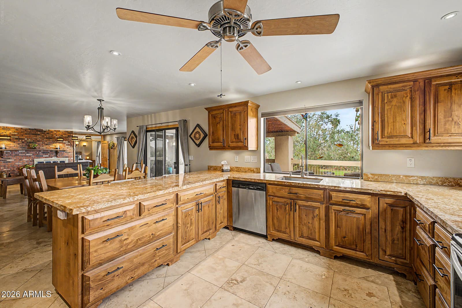 15843 E MUSTANG Drive, Fountain Hills, AZ 85268 — photo 17 of 40