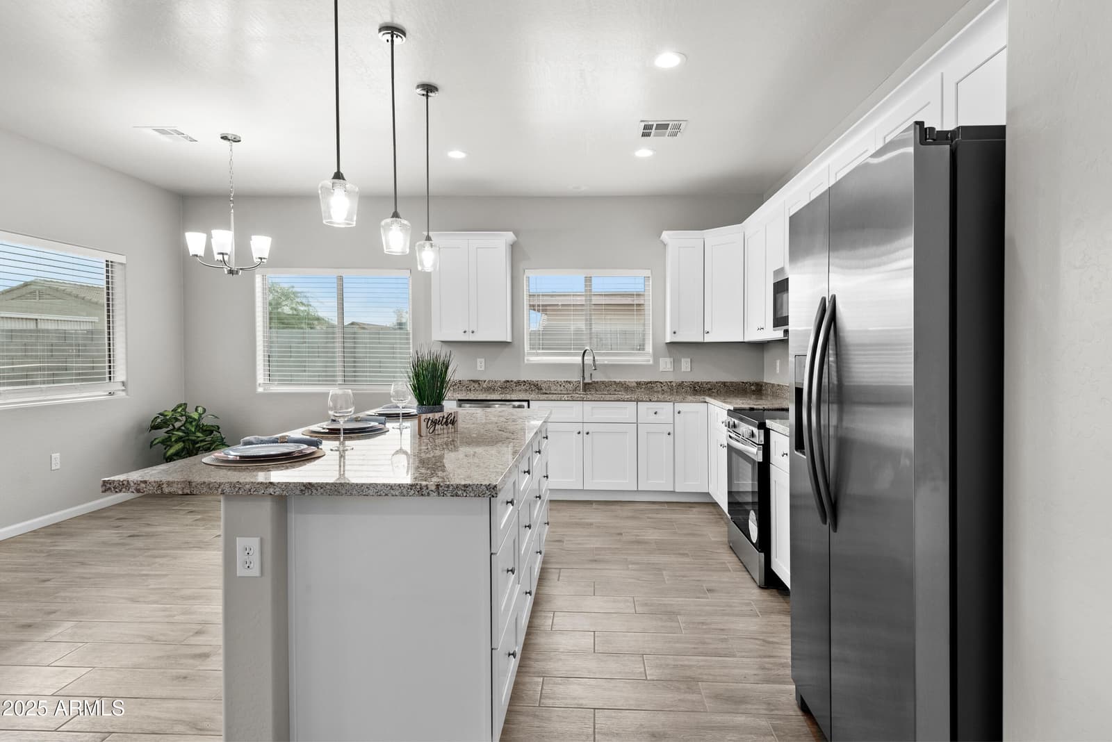 4050 N KIOHA Drive, Eloy, AZ 85131 — photo 9 of 32
