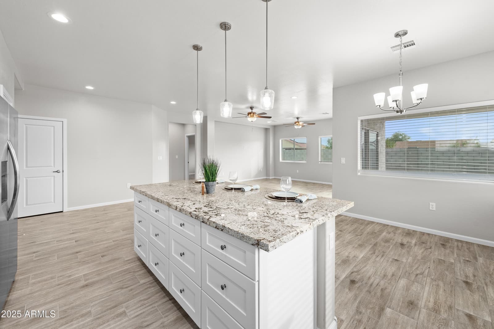 4050 N KIOHA Drive, Eloy, AZ 85131 — photo 11 of 32