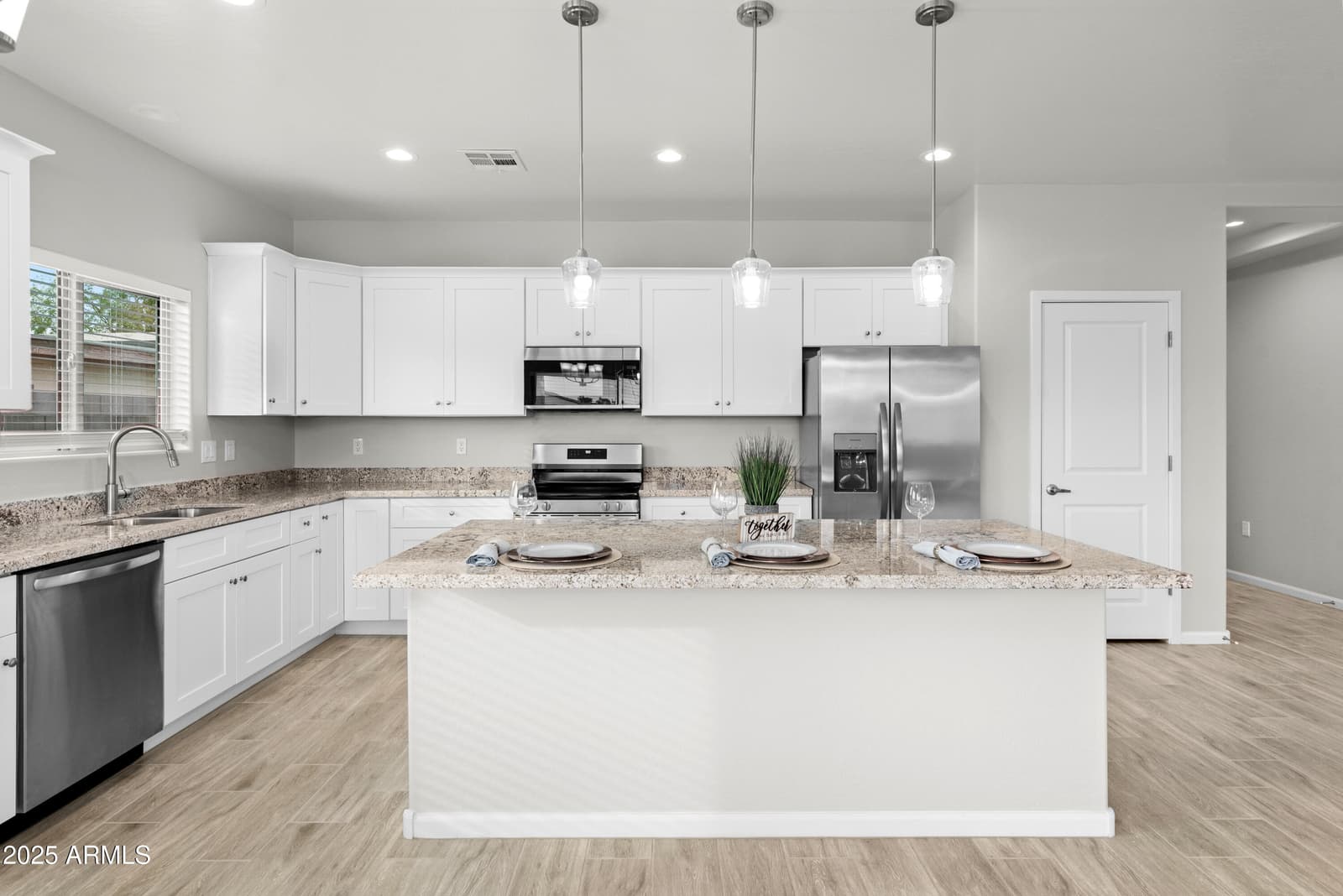 4050 N KIOHA Drive, Eloy, AZ 85131 — photo 14 of 32