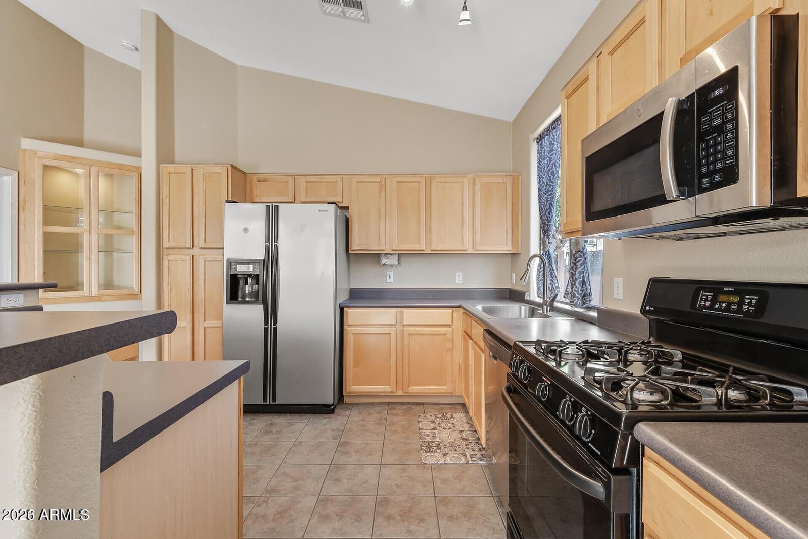 14287 W CORA Lane, Goodyear, AZ 85395 — photo 16 of 29