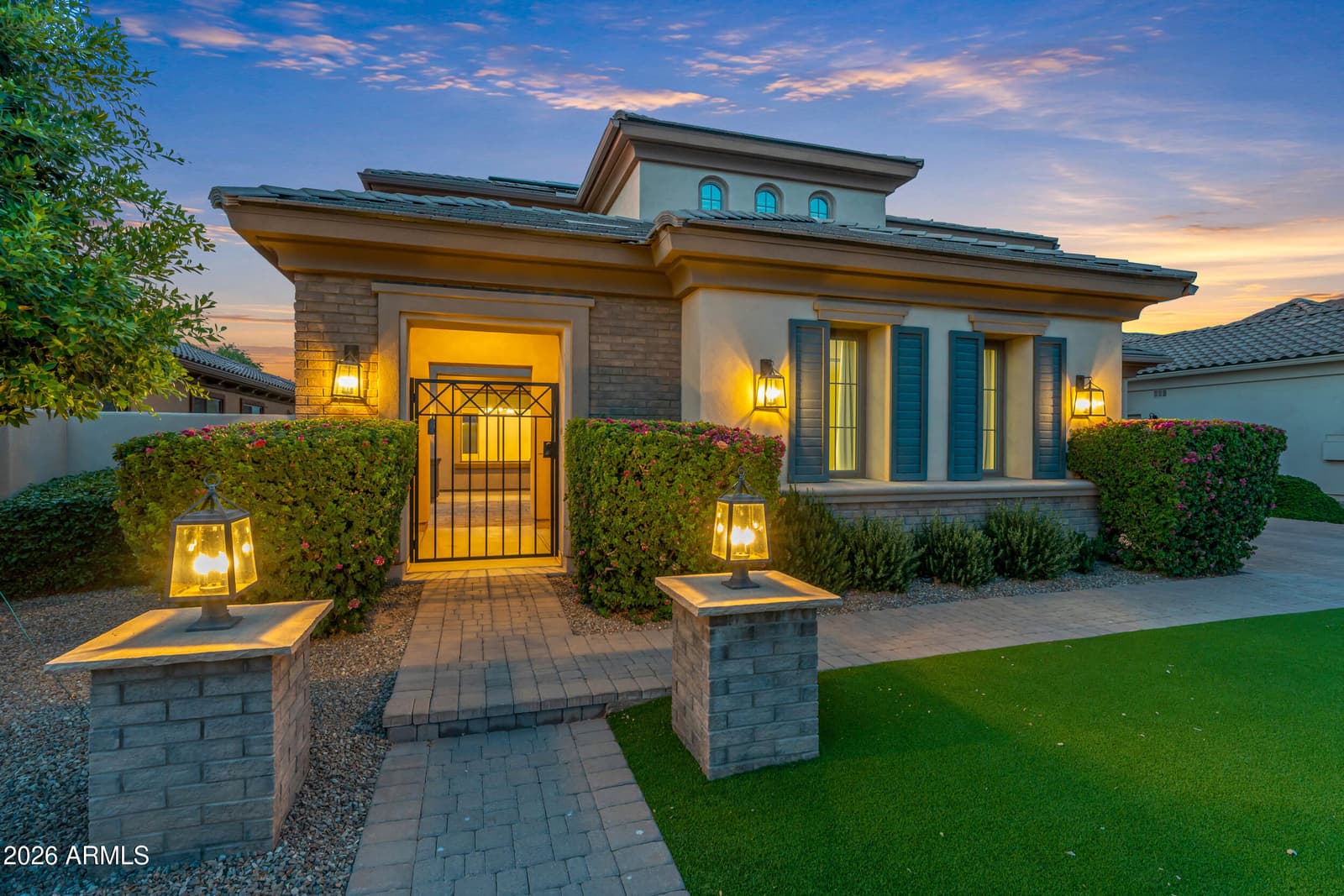 40 W TONTO Drive, Chandler, AZ 85248 — photo 2 of 62