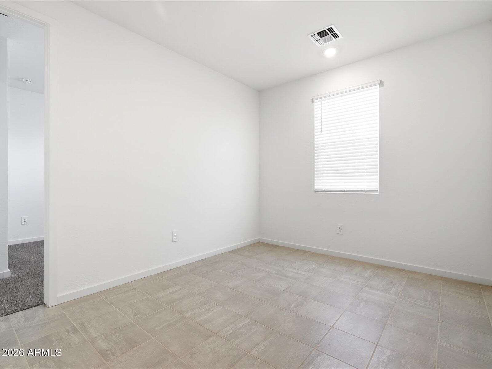 10812 W JONES Avenue, Tolleson, AZ 85353 — photo 8 of 24