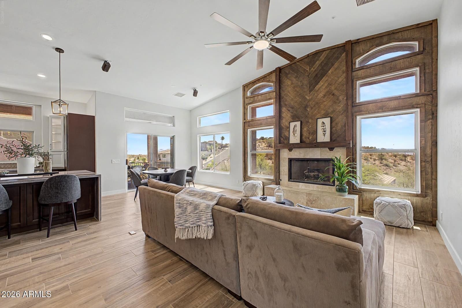 15832 N BOULDER Drive, Fountain Hills, AZ 85268 — photo 16 of 51