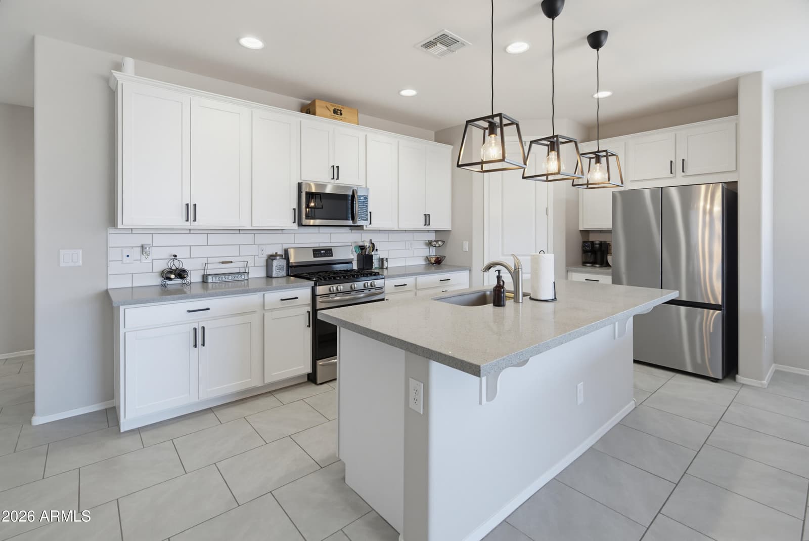 19341 W Annika Drive, Litchfield Park, AZ 85340 — photo 10 of 38