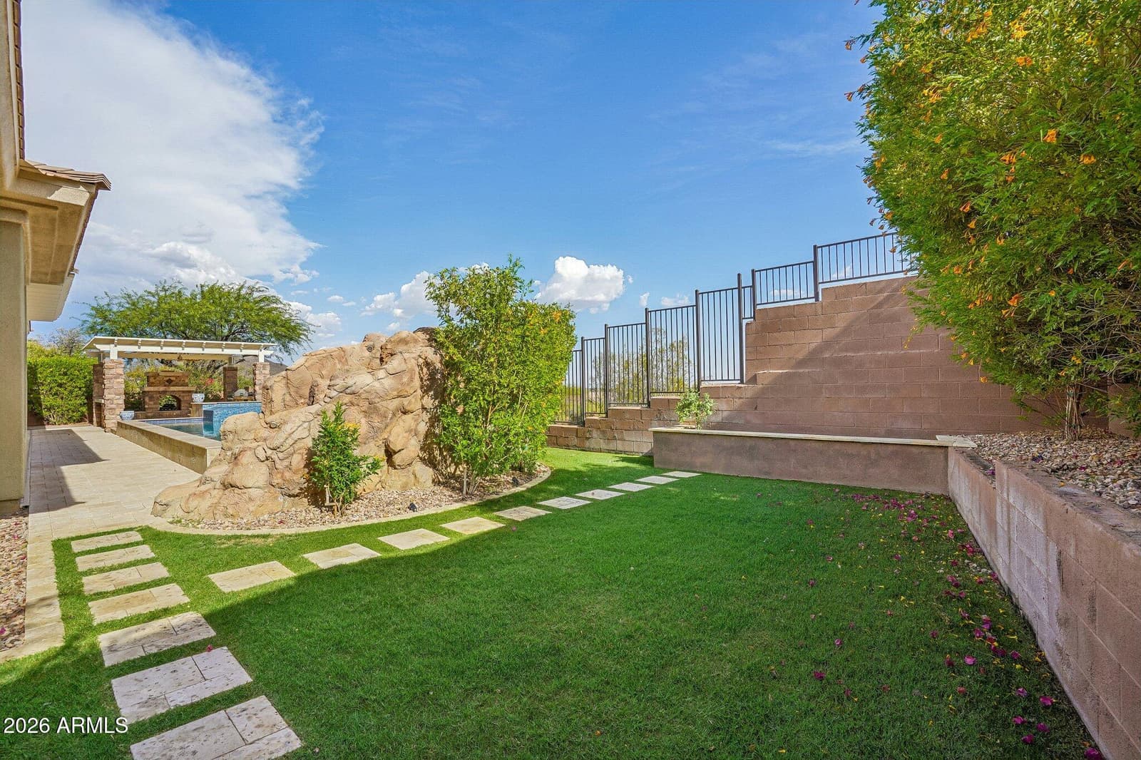 42139 N MOUNTAIN COVE Drive, Phoenix, AZ 85086 — photo 81 of 116