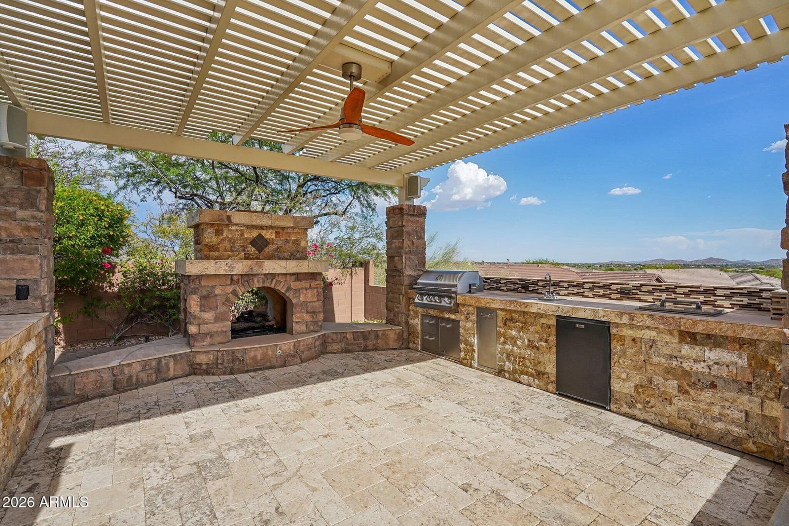 42139 N MOUNTAIN COVE Drive, Phoenix, AZ 85086 — photo 83 of 116
