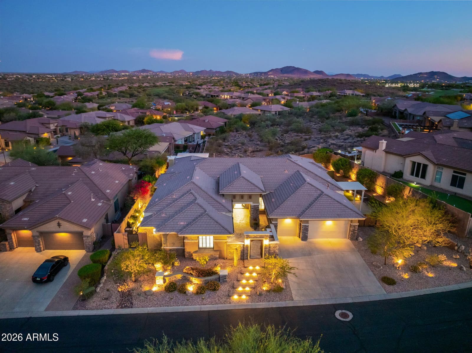 42139 N MOUNTAIN COVE Drive, Phoenix, AZ 85086 — photo 3 of 116