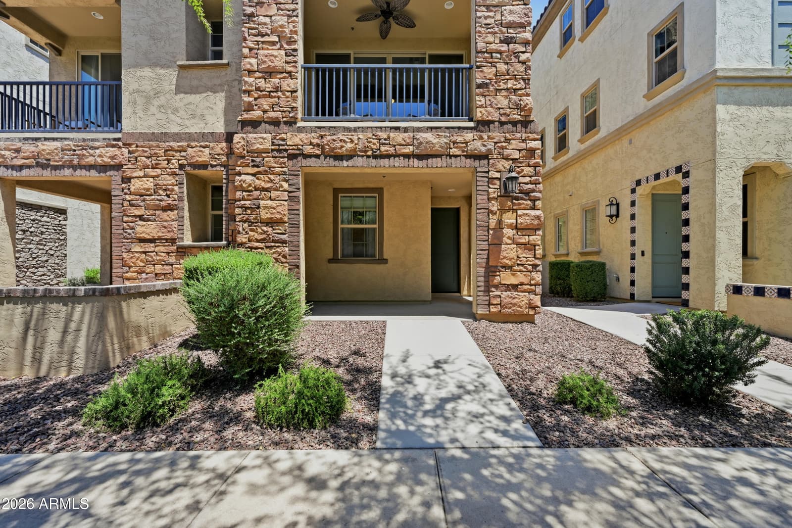 1673 E Dogwood Lane, Gilbert, AZ 85295 — photo 3 of 28